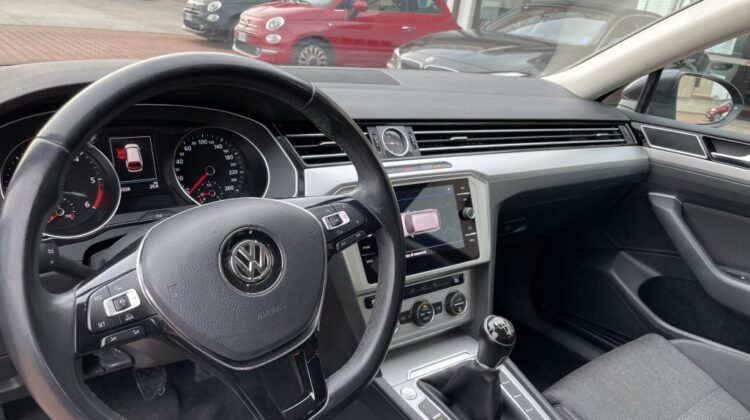 Volkswagen Passat Variant 2.0 Tdi 110Kw Business Bmt EURO 6B