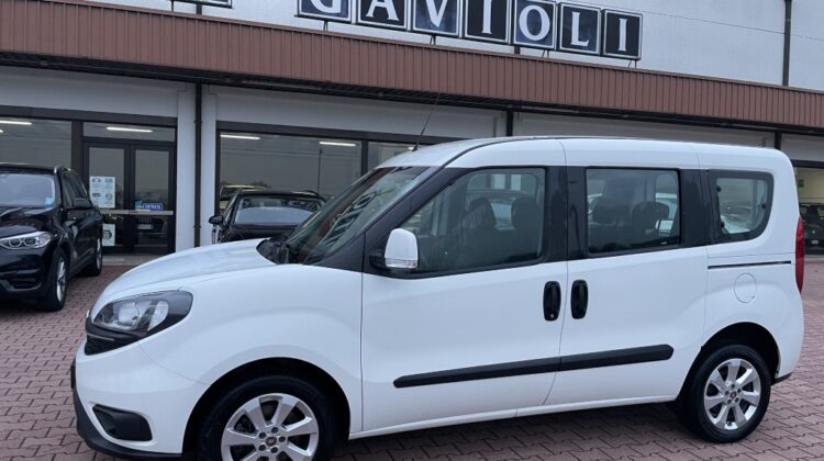 FIAT Doblo 1.6 MJT 16V 120CV Lounge Euro 6d-Temp