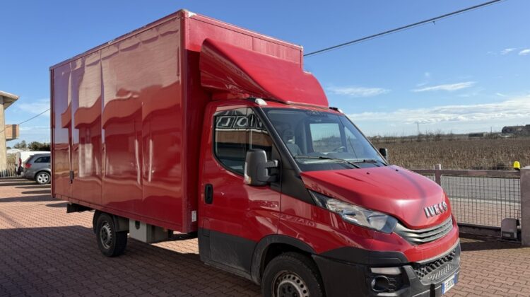 IVECO Daily 35S12 2.3 HPT PL Cabinato Euro 6b